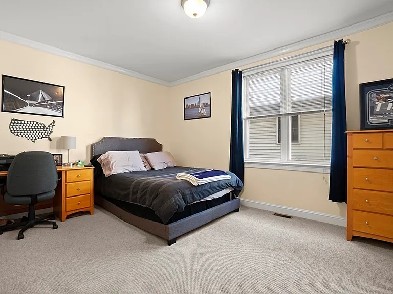 8 Howell St #1 — Photo 6