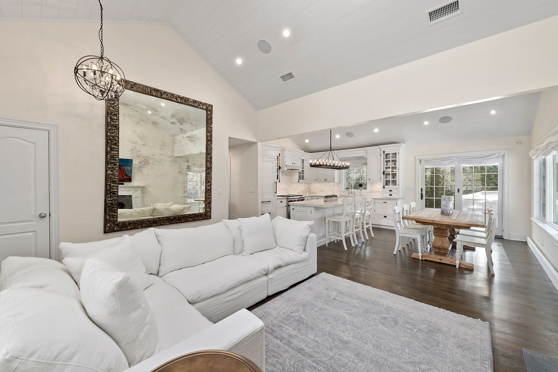 25 & 21 Hartley Blvd in East Hampton Out East