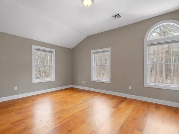 (undisclosed Address), Katonah, NY 10536