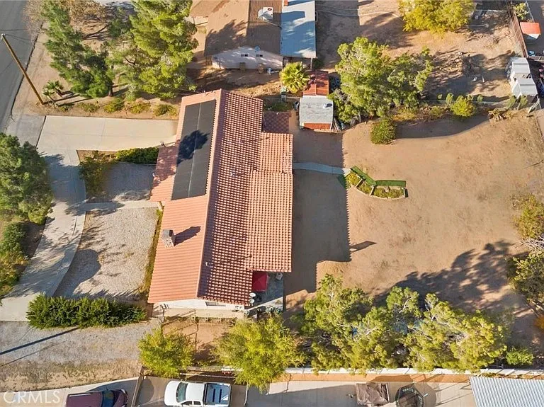 7371 Lyons Ave — Photo 16