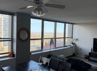 655 W Irving Park Rd APT 1104, Chicago, IL 60613