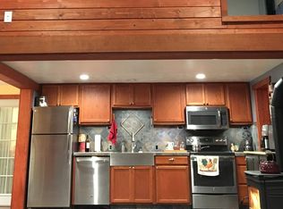 68130 E Emigrant Trl, Welches, OR 97067