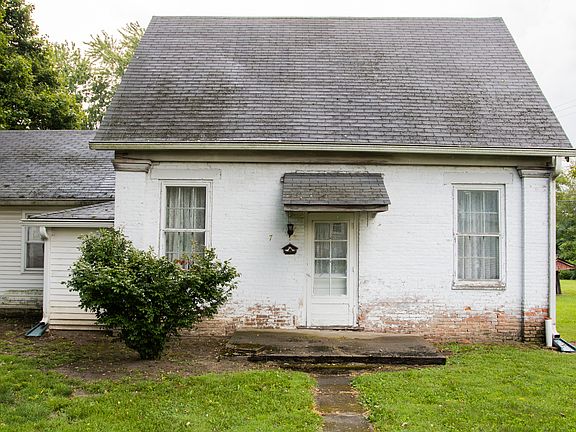 5th image of 4875 Regan Ave
