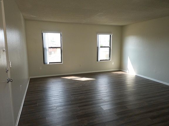3rd image of 735 E Palmer Ave APT 203