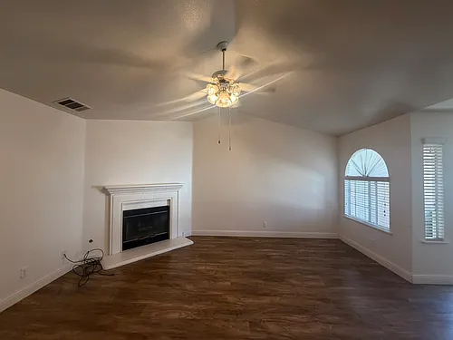728 Spruce Ave #102 Photo 1