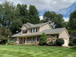 469 Rosario Ln, White Lake, MI