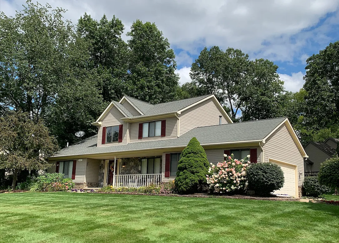 469 Rosario Ln photo 1