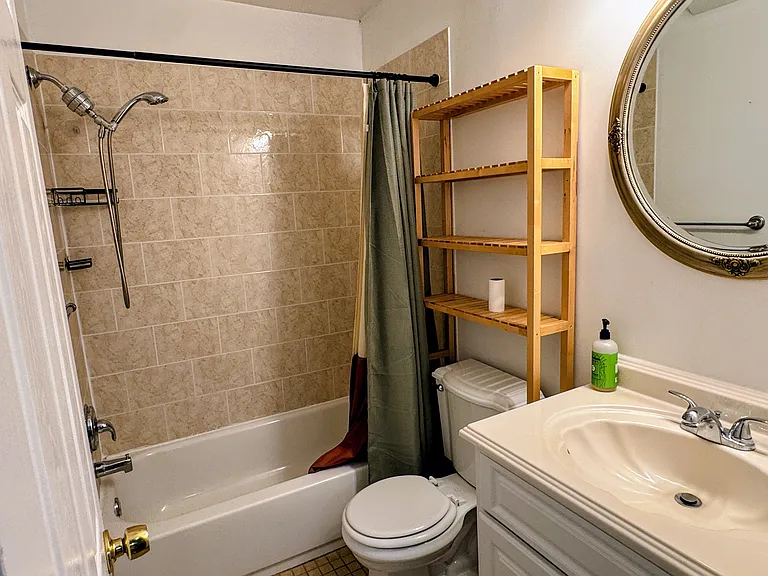 69 Florida Ave NW #1 — Photo 23