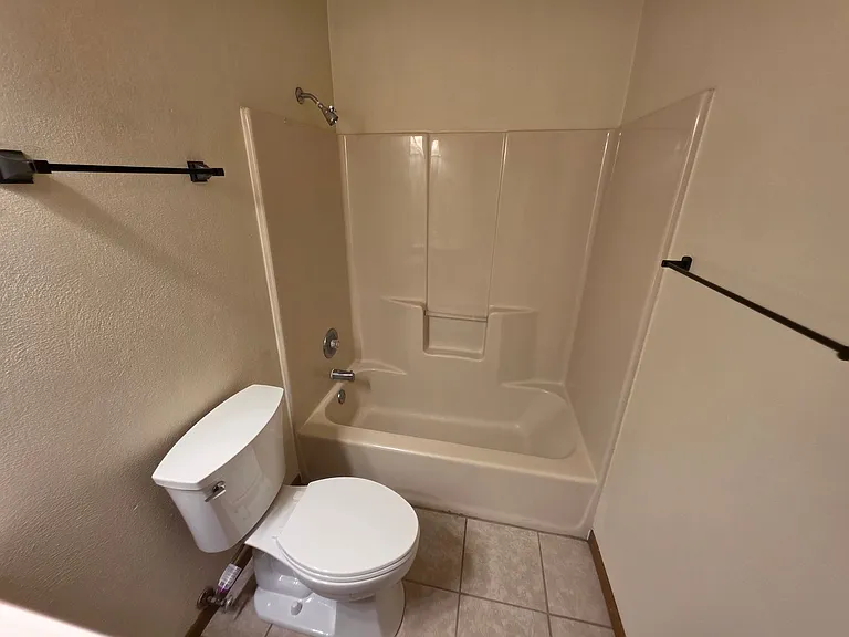 6315 Garrett Ln — Photo 27