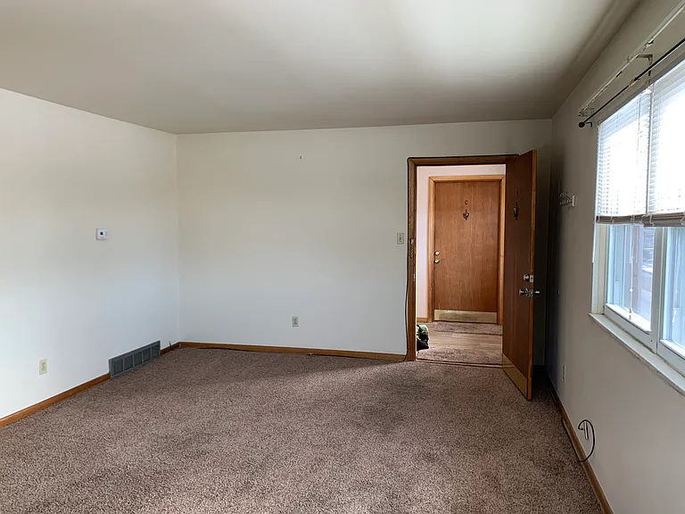 5400 Beacon Hill Rd #D — Photo 4
