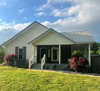 205 Park Ln, Hollow Rock, TN, 38342