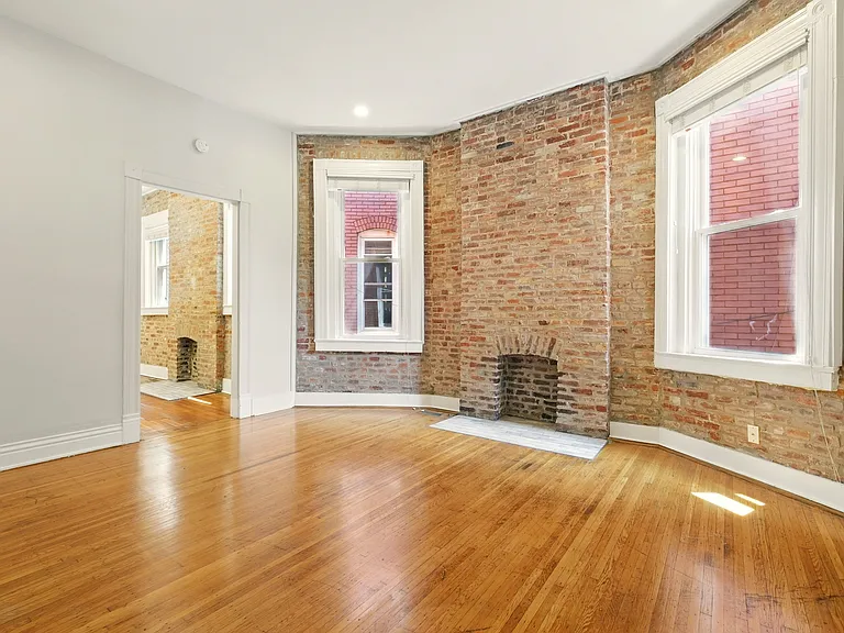 1025 S 1st St #1 — Photo 12