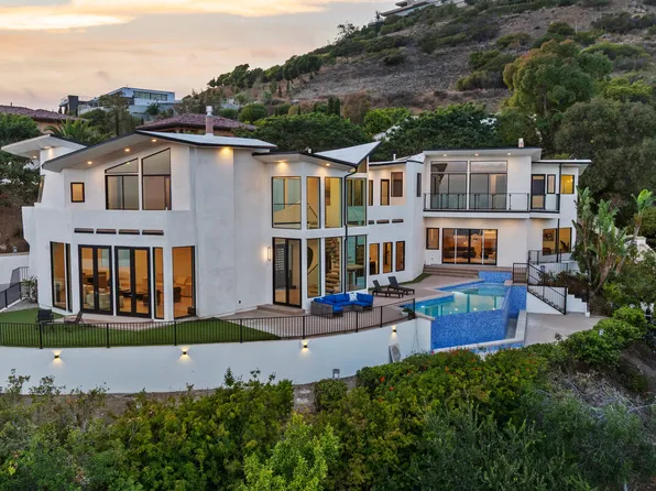 6380 Meadows Ct, Malibu, CA 90265