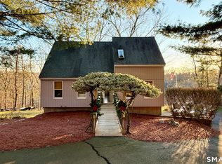 105 Riverside Drive, Meriden, CT 06451