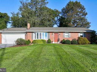 52 Scotland Rd, Quarryville, PA 17566