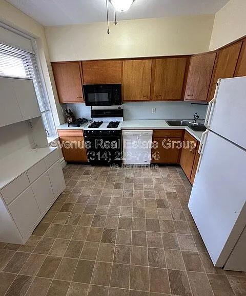 3802 Flad Ave — Photo 14