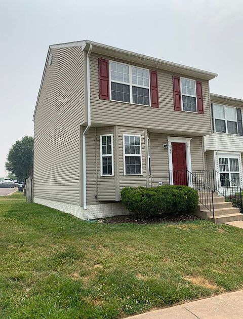 1st image of 101 Merrill Ct