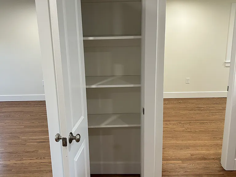 25 Fairlawn Ave #23 — Photo 10