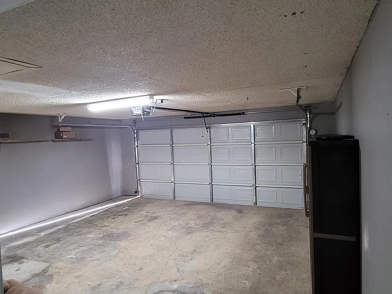 2413 Country Club Pkwy — Photo 12
