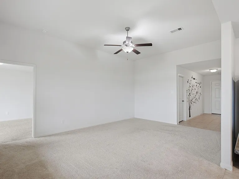 1069 Mule Ridge Dr — Photo 9