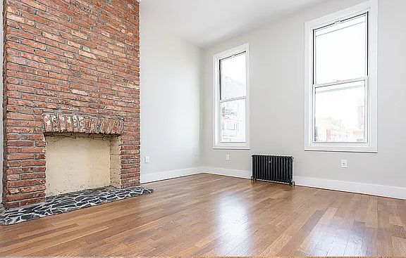4th image of 171 Jefferson St #3L