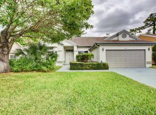 1076 Wild Cherry Ln, Wellington, FL 33414