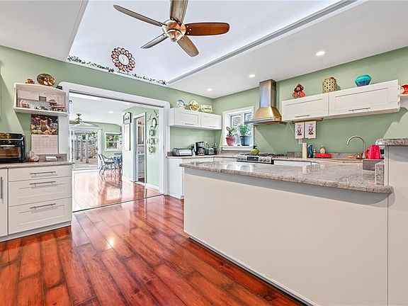 4th image of 12-34 Cross Bay Blvd