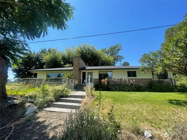 201 F Street, Grand Coulee, WA 99133