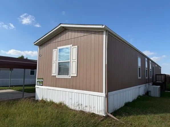 299 Oak Pond Dr, Manvel, TX 77578