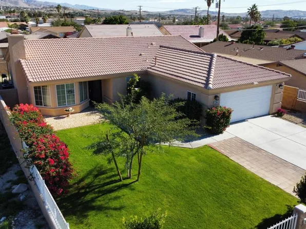 13204 El Cajon Dr, Desert Hot Springs, CA 92240