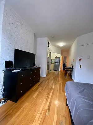 Rented by Corcoran | media 16