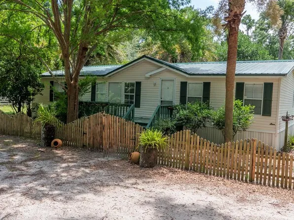 570 NE Lantana Rd, Branford, FL 32008