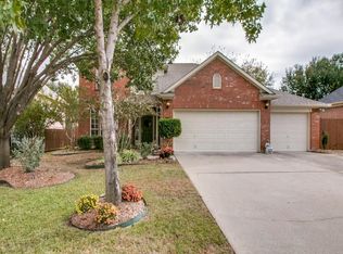 2412 Columbia Dr, Flower Mound, TX 75022