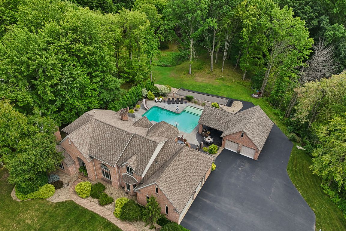 Woodland Dr-096.jpg