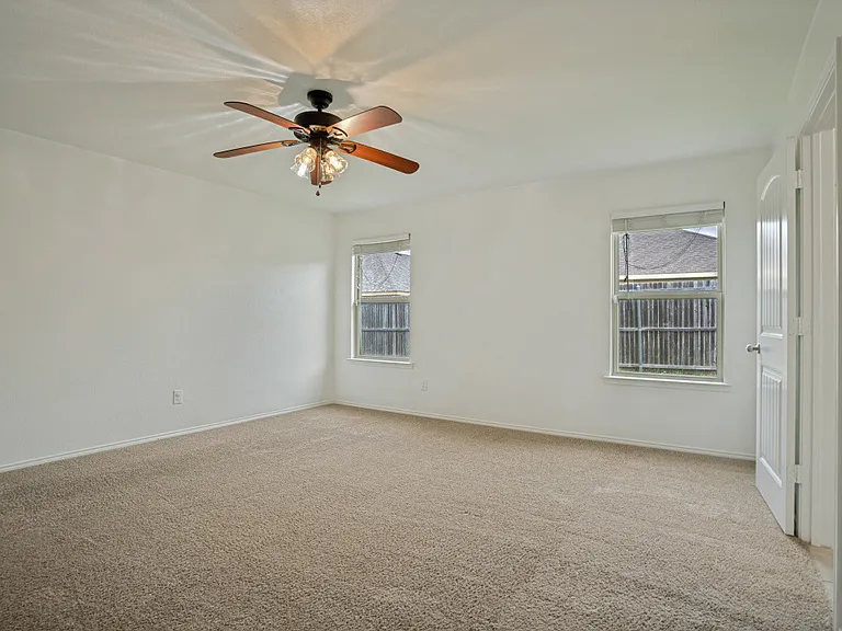 1106 Nickel St — Photo 14