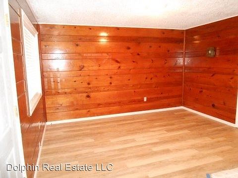 2nd image of 1711 NE 18th Pl APT 1