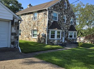 160 Morton Ave, Broomall, PA 19008