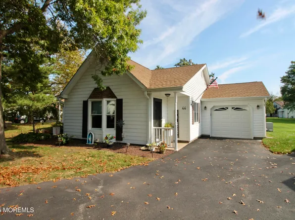 44 Morden Close, Freehold, NJ 07728