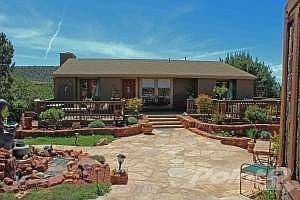 55 San Patricio Front 04