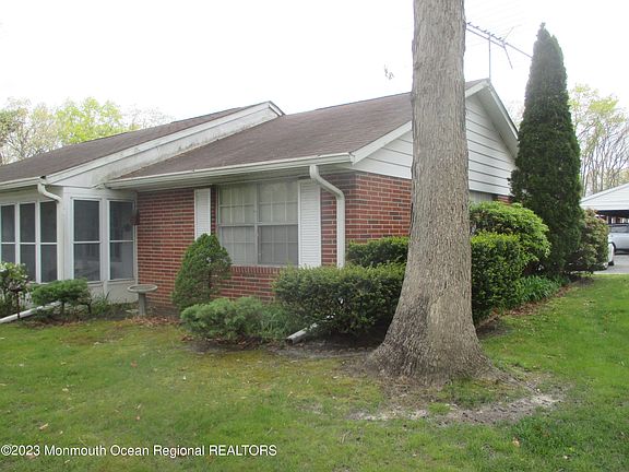 2nd image of 33F Cambridge Court