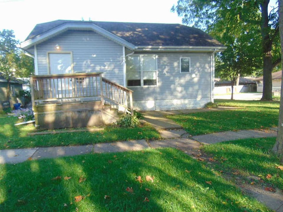 1st image of 1912 17th Ave