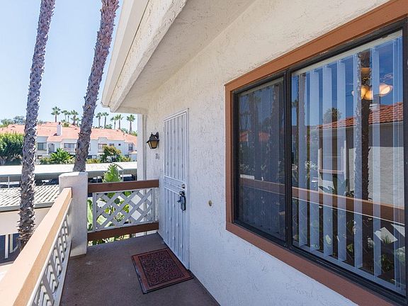 4th image of 9439 Fairgrove Ln Unit 206