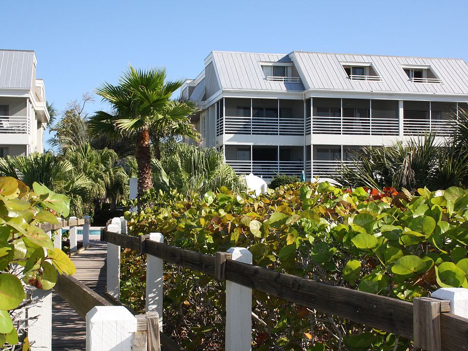 1st image of 2939 W Gulf Dr #107