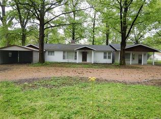 20 Kadlec Dr, Fairview Heights, IL