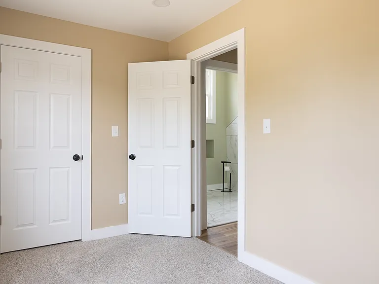 639 Landis Ave — Photo 31