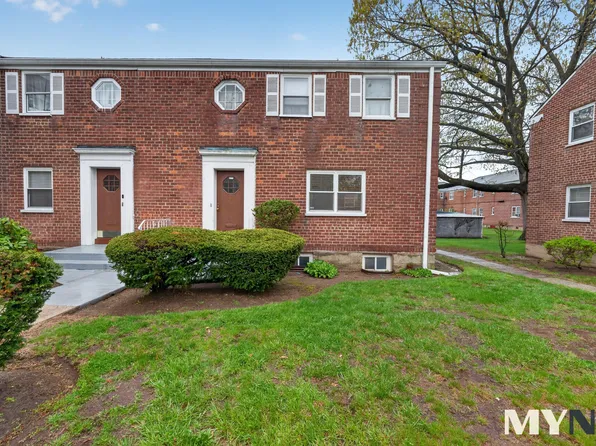 234-22 131st Avenue image 1 of 11