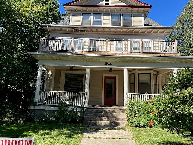 6 Unit Apartment building