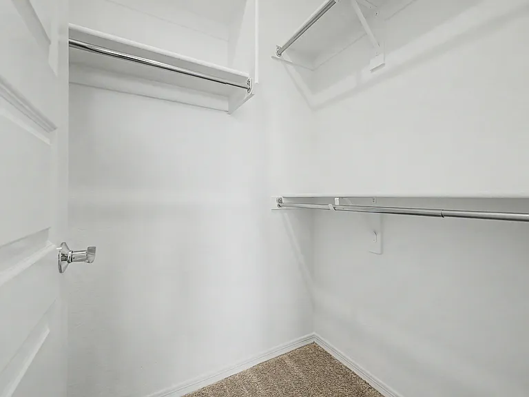 9004 W Georgia Ave — Photo 29