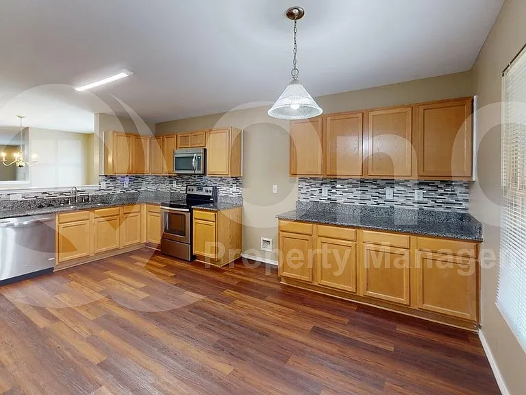 8956 Preakness Cir — Photo 14