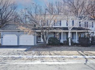 137 Schoolhouse Rd, Chicopee, MA 01020